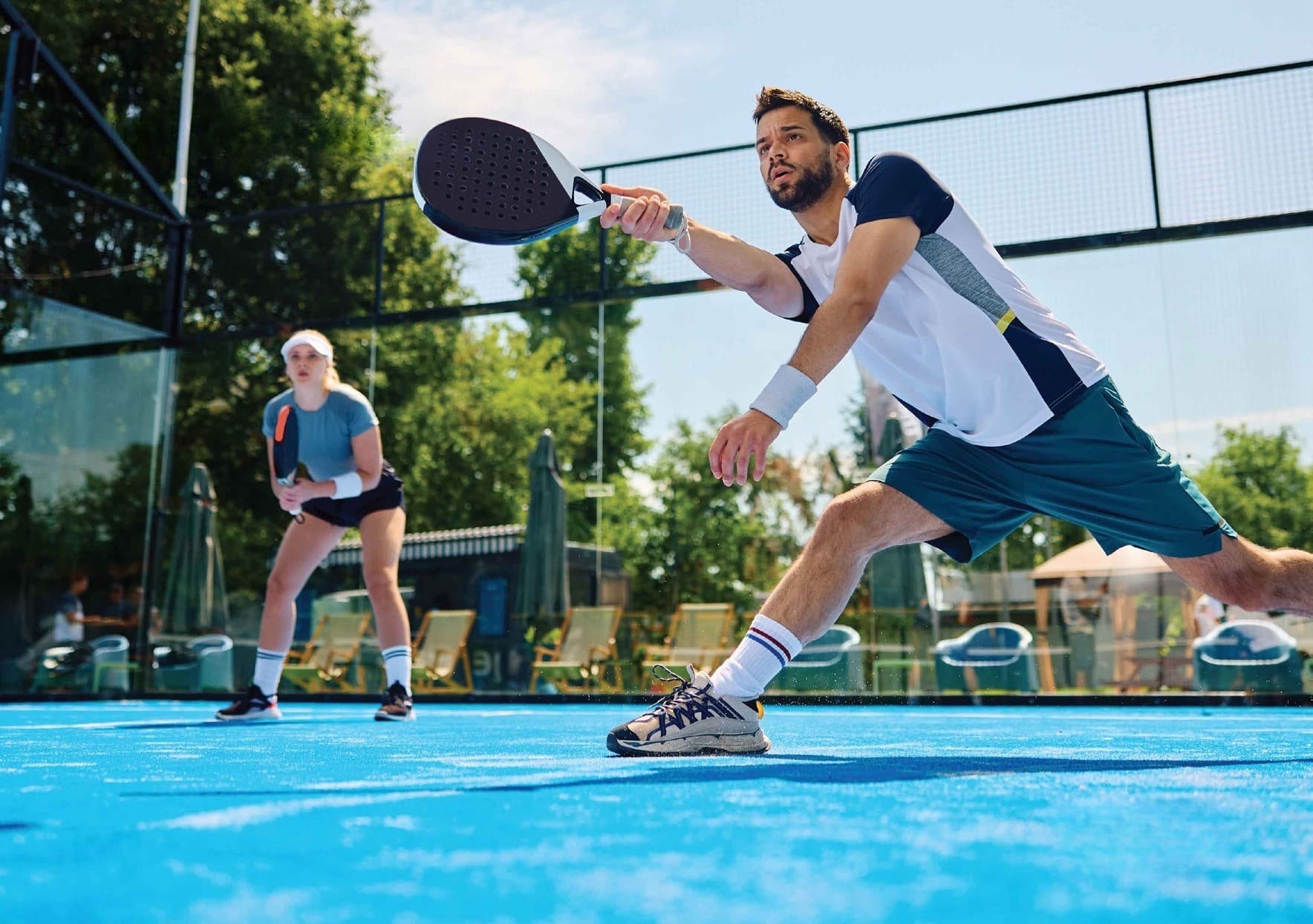 Padel Tennies & Pickleball Courts