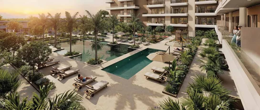 Swimming Pool & Pool Deck