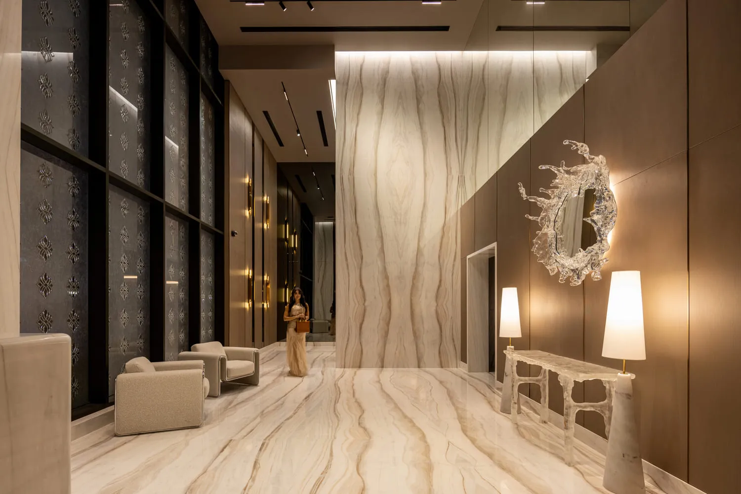 Flamingo LUX lobby