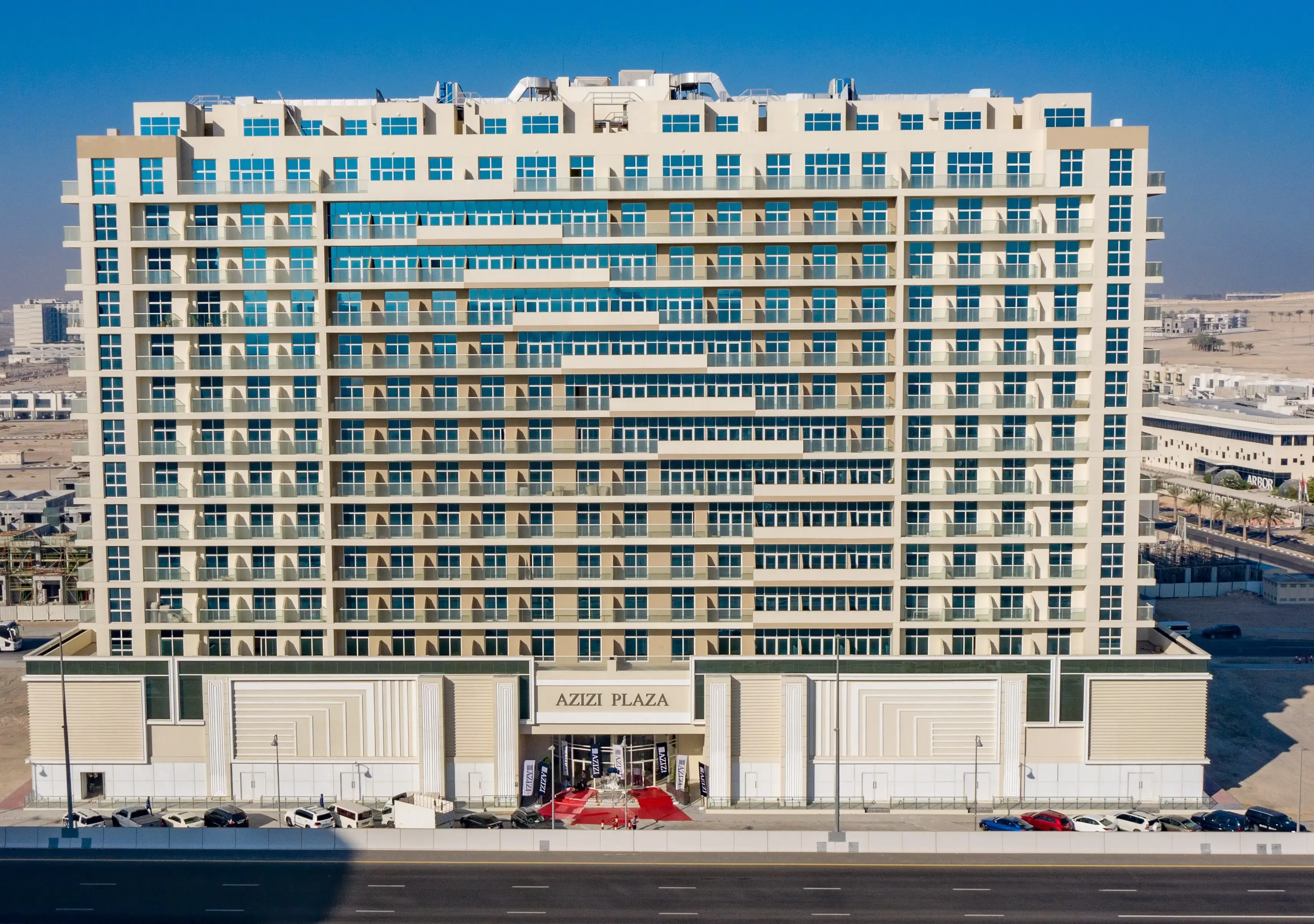 Azizi Plaza architecture