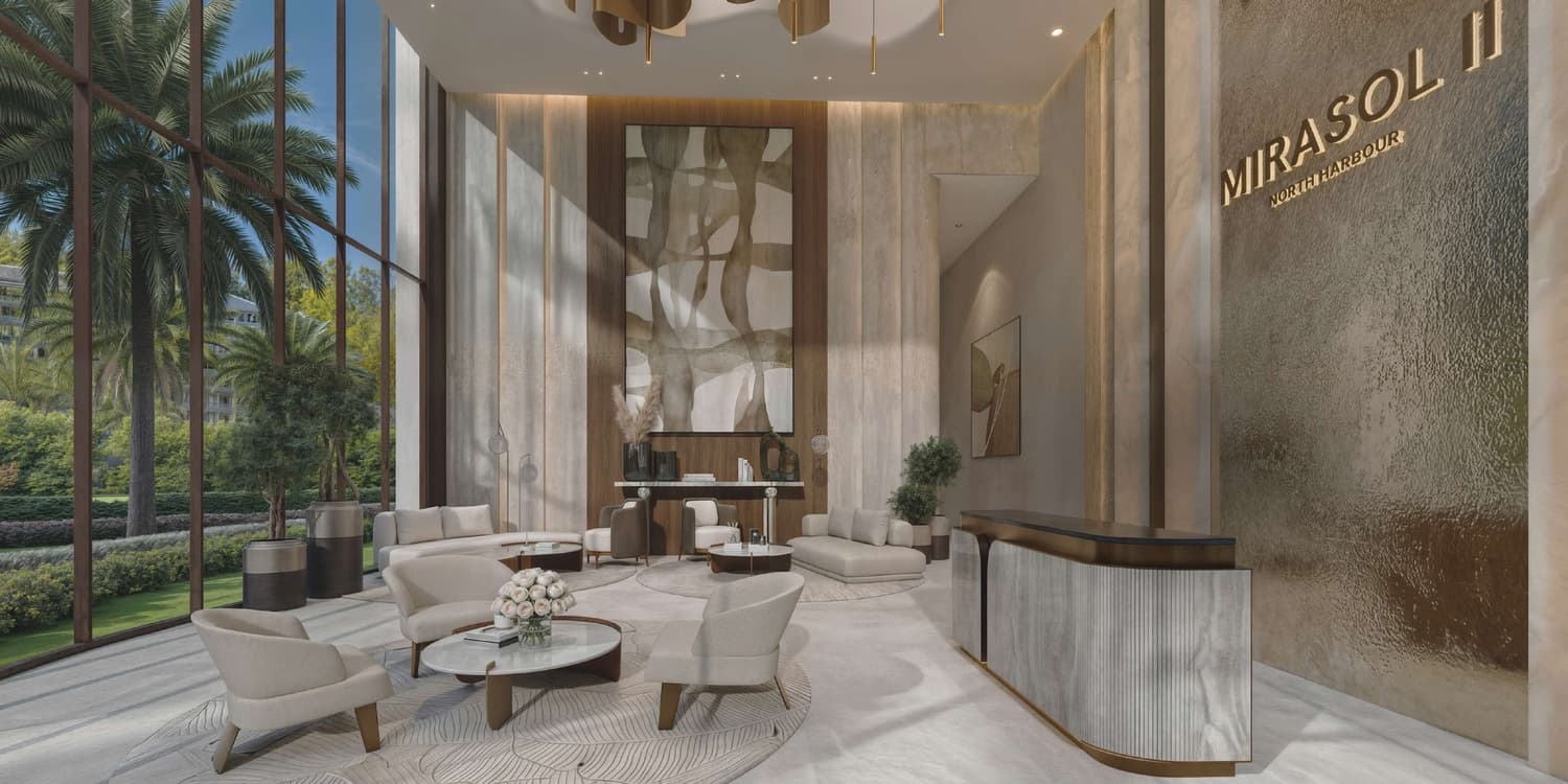 Mirasol II lobby
