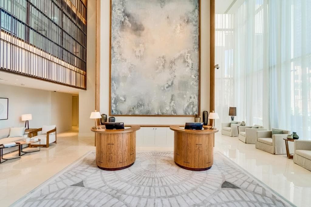 Vida Residence Downtown lobby